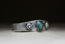 Vintage Fred Harvey Era Navajo Coin Silver Turquoise Cuff Bracelet - Additional view 8