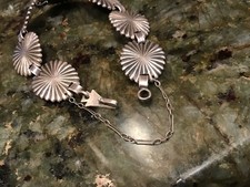 Early Fred Harvey Era Navajo Sterling Silver Concha Bracelet w/paperclip chain - Additional view 18