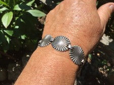 Early Fred Harvey Era Navajo Sterling Silver Concha Bracelet w/paperclip chain - Additional view 21