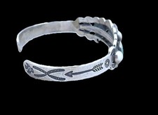Vintage Fred Harvey Era 3 Stone Royston Turquoise Sterling Silver Cuff Bracelet - Additional view 6