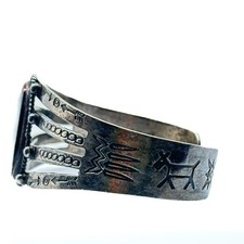 FRED HARVEY ERA Sterling Silver Engraved Cuff Bracelet Petrified Wood 24g Patina - Additional view 8