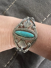 Vintage Fred Harvey Era Bell Sterling 925 Turquoise Ornate Cuff Bracelet - Additional view 1