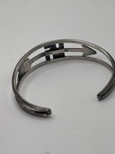 VTG Fred Harvey Era Sterling Silver Turquoise Whirling Log Arrow Cuff Bracelet - Additional view 2