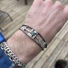 VTG Fred Harvey Era Sterling Silver Turquoise Whirling Log Arrow Cuff Bracelet - Additional view 18