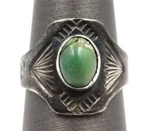 VINTAGE FRED HARVEY ERA NAVAJO WHIRLING LOG STERLING SILVER TURQUOISE 4.25 RING - Additional view 1