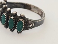 VTG Fred Harvey Era Native American Sterling Silver Green Stone Petit Point Ring - Additional view 2