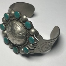 Vintage Fred Harvey Era Native American Silver Tone Cuff Bracelet - Additional view 1