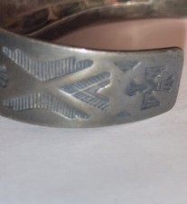 Sterling Silver Navajo Old Pawn Fred Harvey Era Thunderbird Turquoise Bracelet - Additional view 11