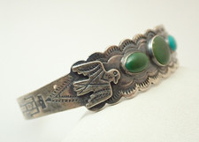 Vintage Navajo Fred Harvey Era Turquoise Thunderbirds Coin Silver Cuff Bracelet - Additional view 1