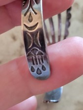 FRED HARVEY ERA MAISELS Navajo THUNDERBIRD Scalloped Sterling Tooled Bracelet - Additional view 10