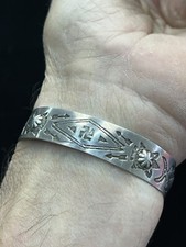 Antique Fred Harvey Whirling Log Stamped Sterling Cuff Bracelet..TJ1035