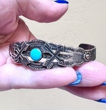Wonderful Fred Harvey Era Native Sterling Silver, Turquoise Stamp Work Bracelet - Additional view 2