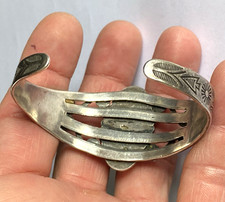 Vintage  Fred Harvey Era “Navajo” Sterling & Turquoise Stamped Cuff Bracelet+++ - Additional view 6