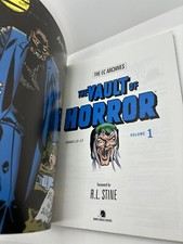 The Ec Archives: Vault of Horror #1 • 2021 • Softcover • Dark Horse #LikeNew# - Additional view 3