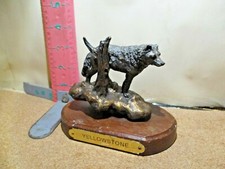 YELLOWSTONE NATIONAL PARK SOUVENIR - WOLF BY TREE , FRED HARVEY LABEL
