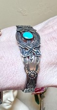 Wonderful Vintage Native American Sterling Silver & Turquoise Cuff Bracelet - Additional view 2