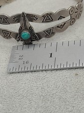 Sterling Silver Hand-stamped Fred Harvey Era Arrow Green Turquoise Cuff Bracelet - Additional view 8