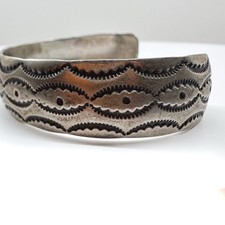 VINTAGE Navajo Style Sterling Cuff Bracelet Fred Harvey Era Silver Tested - Additional view 2