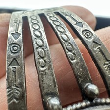 Fred Harvey Era Sterling Petrified Wood Cuff with Symbolic Stampwork - Additional view 5