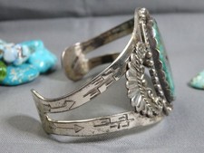 Harvey Era NAVAJO Maisels KINGMAN TURQUOISE Sterling Silver 39g Cuff Bracelet - Additional view 5