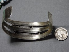 1970s NAVAJO Natural ROYSTON TURQUOISE Sterling Silver 38g CUFF Bracelet - Additional view 10
