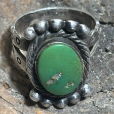 Vintage Navajo Fred Harvey Era Ring Green Turquoise Stamped Sterling Silver 4.75 - Additional view 9