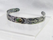 FRED HARVEY ERA IH COIN SILVER & TURQUOISE CUFF BRACELET - APPLIED ARROWS  - Additional view 1