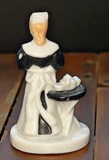 RAILROAD Miscellaneous Early Fred Harvey Girl Figurine    (5448) - Additional view 1