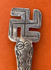 NAVAJO INDIAN SWASTIKA ARROWS FRED HARVEY INGOT STERLING SILVER SOUVENIR SPOON - Additional view 1