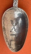 NAVAJO INDIAN SWASTIKA ARROWS FRED HARVEY INGOT STERLING SILVER SOUVENIR SPOON - Additional view 2