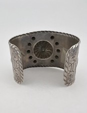 Vtg Fred Harvey Navajo Sterling Silver Thunderbird Stamped Wide Cuff Bracelet - Additional view 5