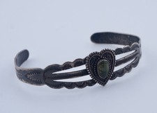 Sterling Silver Arrow Company Fred Harvey Era Heart Turquoise Cuff Bracelet - Additional view 1