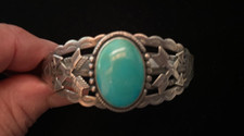 Vintage Fred Harvey Bracelet-Sterling-Crossed Arrows-Large Turquoise