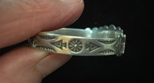 Vintage Fred Harvey Bracelet-Horses/Dogs-Old Turquoise-Very Nice Old Bracelet - Additional view 1