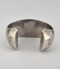 Early Fred Harvey Navajo Coin Silver Cerrillos Turquoise Shadowbox Cuff Bracelet - Additional view 5