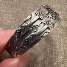 Fred Harvey Native American Thunderbird Arrows Stamped Sterling Silver Cuff - Additional view 2