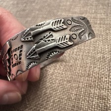 Fred Harvey Native American Thunderbird Arrows Stamped Sterling Silver Cuff - Additional view 3