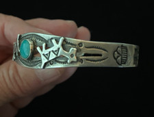 Vintage Fred Harvey Bracelet-Lovely Horse/Dog Design - Additional view 2