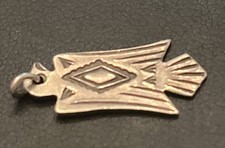 Early Native American Sterling Silver Fred Harvey Thunderbird Bracelet Charm - Additional view 2