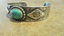 REAL OLD Fred Harvey Era Navajo Sterling Silver Turquoise SHIELD Design Bracelet - Additional view 5