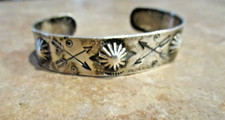 VERY OLD  Fred Harvey Era Navajo Sterling Silver REVERSE PUNCH Design Bracelet - Additional view 1