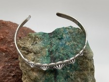 Vintage Signed Bobby Silver Fred Harvey Era Cuff Bracelet Concho Stamped - Additional view 2