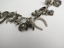 Sterling silver VTG 50s era charm Fred Harvey old west horseshoe totem cowboy - Additional view 5