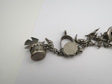 Sterling silver VTG 50s era charm Fred Harvey old west horseshoe totem cowboy - Additional view 9