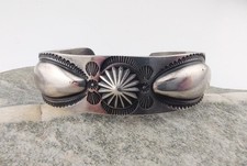 Vtg c1920's Navajo Fred Harvey Era Ingot Silver Repousse Cuff Bracelet Sz 6⅝ - Additional view 7