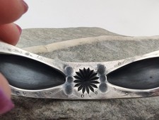 Vtg c1920's Navajo Fred Harvey Era Ingot Silver Repousse Cuff Bracelet Sz 6⅝ - Additional view 10