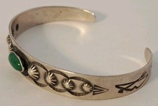 Vintage Navajo Fred Harvey ERA Sterling Silver Turquoise Stamped Cuff Bracelet - Additional view 2