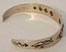 Vintage Navajo Fred Harvey ERA Sterling Silver Turquoise Stamped Cuff Bracelet - Additional view 5