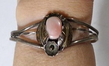 Fred Harvey Old Pawn Silver Pink MOP Native American Navajo Bracelet - Additional view 1