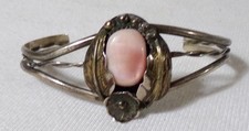 Fred Harvey Old Pawn Silver Pink MOP Native American Navajo Bracelet - Additional view 2